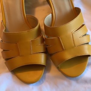 NINE WEST Women's Lilly Leather Open Toe Ankle Strap Wedge Yellow size 8.5